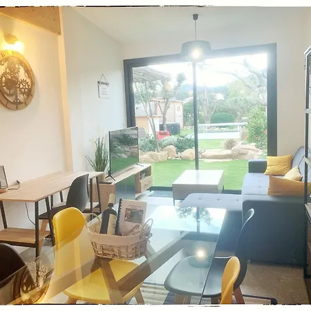 Dolce, Piscine Privee Chauffee & Jacuzzi Privatif, 5mn Des Plages 别墅