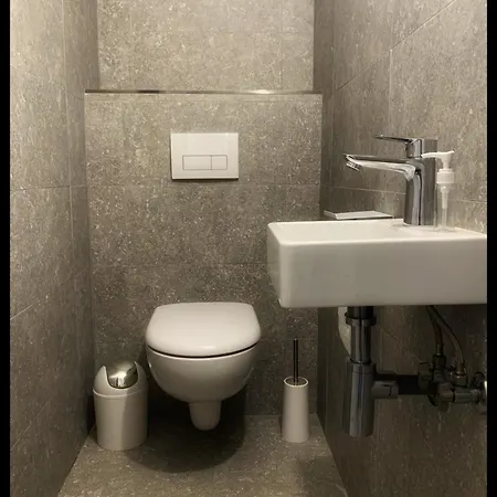 Dolce, Piscine Privee Chauffee & Jacuzzi Privatif, 5mn Des Plages 别墅 *