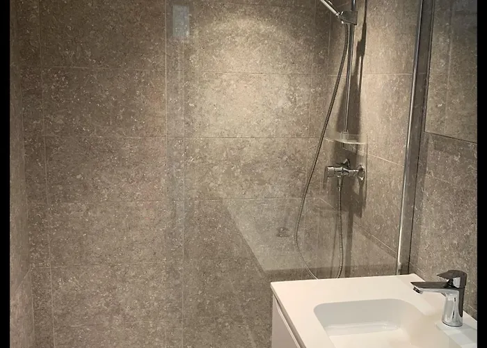 Dolce, Piscine Privee Chauffee & Jacuzzi Privatif, 5mn Des Plages 别墅 *